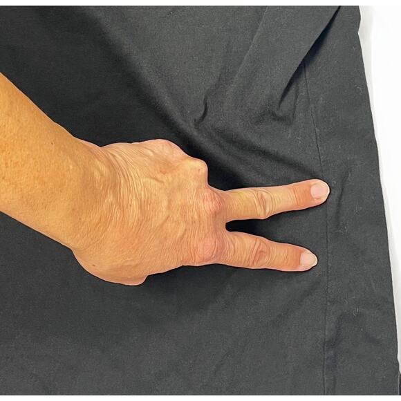 District Made THC Health Care I Can Trust In Women's Style Tshirt Size M - Picture 10 of 10